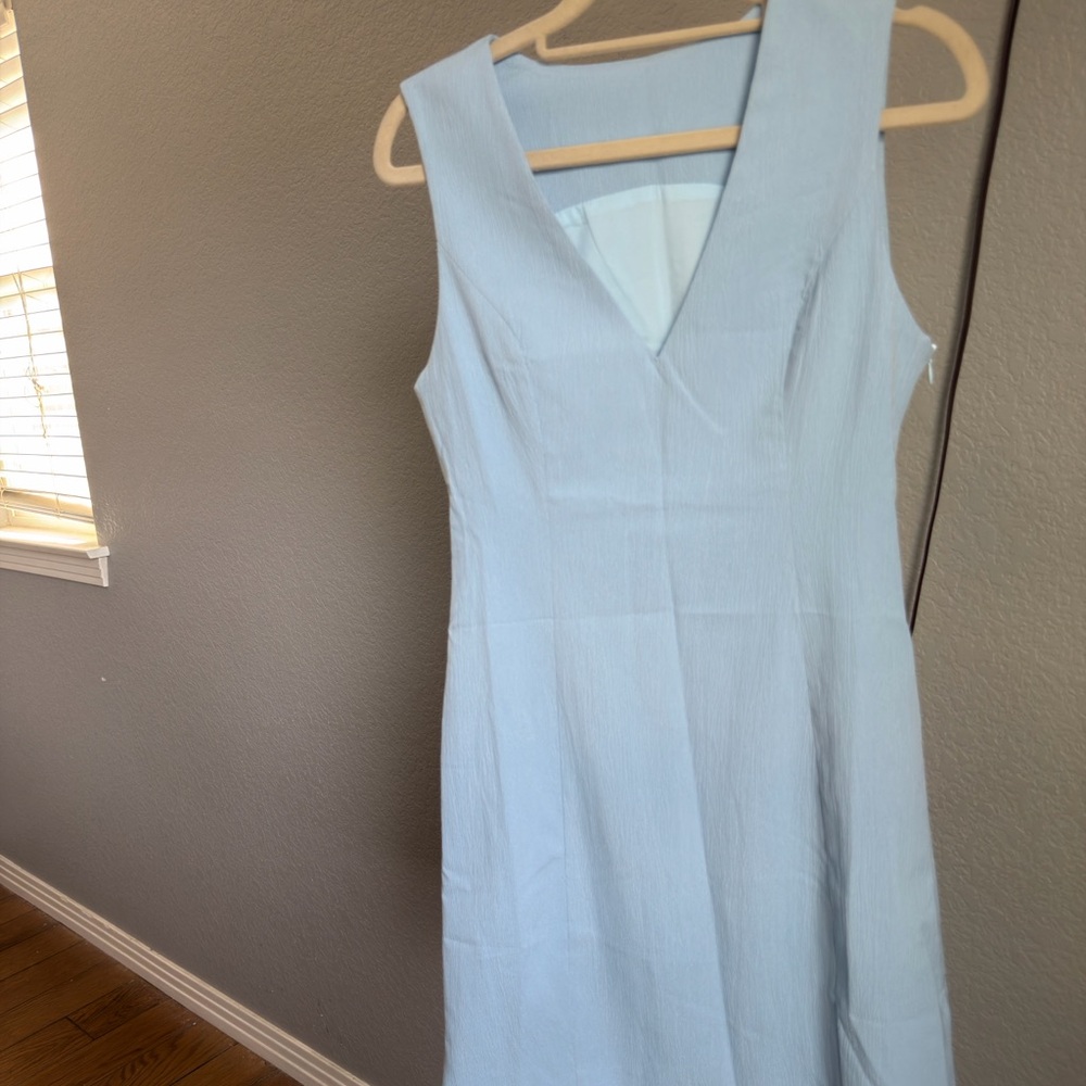 Commense Light Blue V-Neck Midi Dress